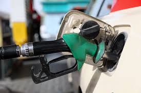 تحقیق دو نرخه کردن قیمت بنزین دارای توجیه اقتصادی هست یا خیر؟